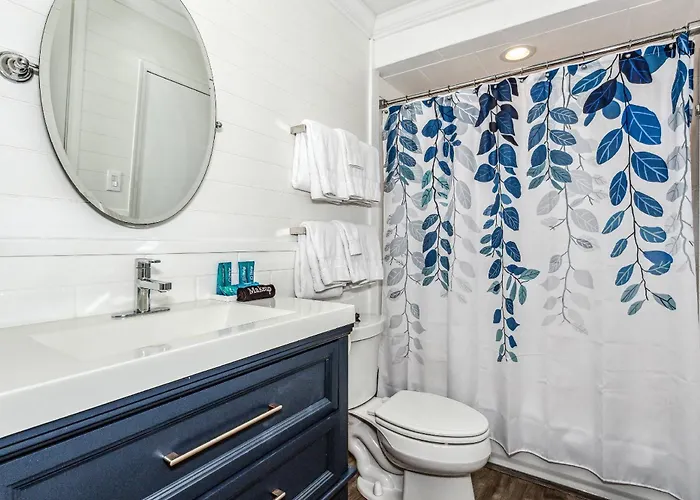 4527 Whisper Way * Pensacola