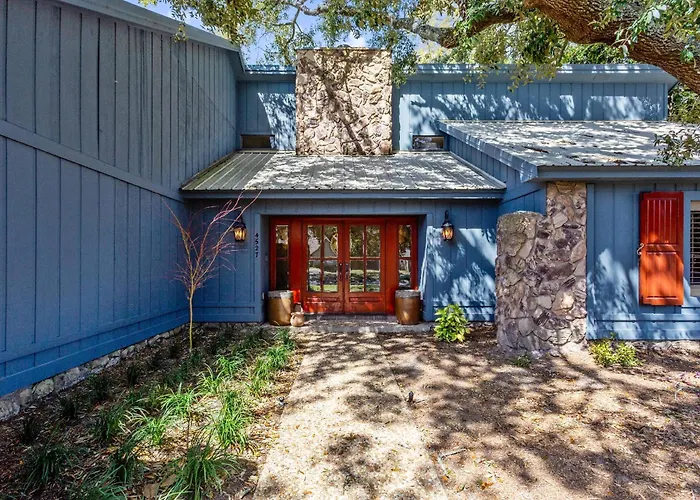 4527 Whisper Way Holiday home *